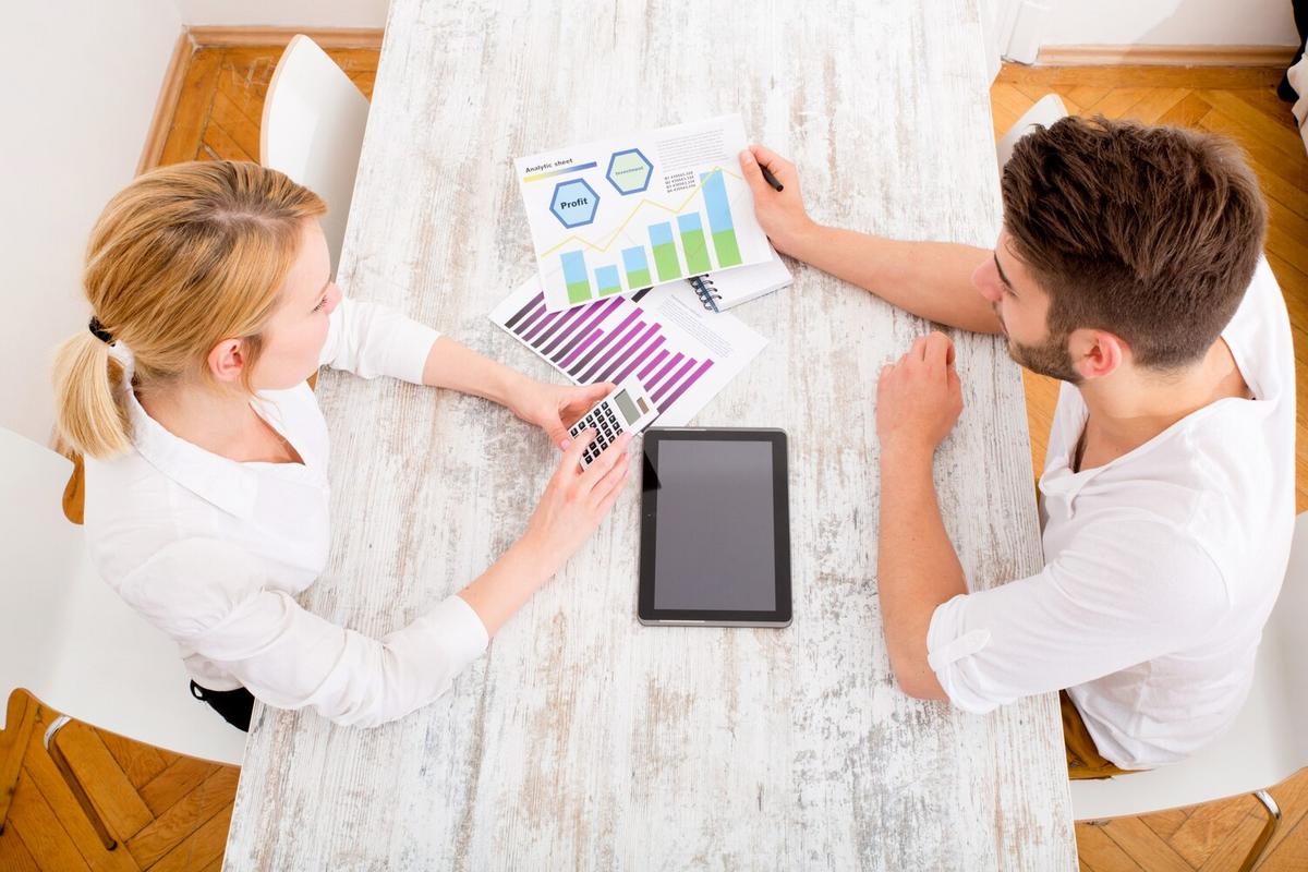 How to Read Financial Statements: A Guide for Investors